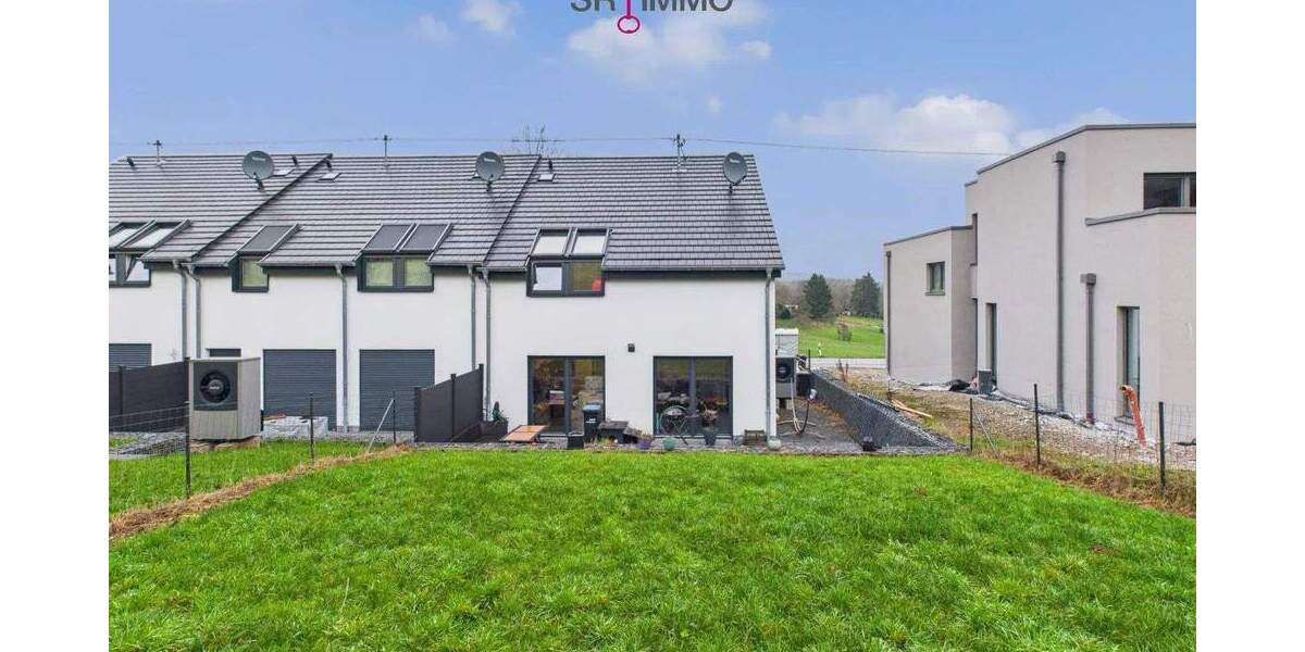 Modernes Reihenendhaus in Niedergeckler 6 zimmer