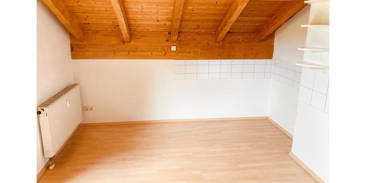 Dachgeschoßwohnung Murnau am Staffelsee - 2 Zimmer, 38 m&sup2;, 730&euro; | Angebot:26656328