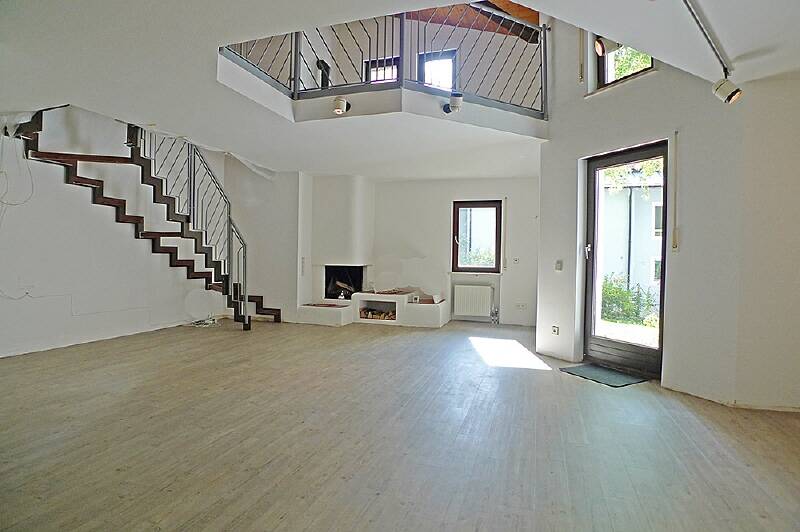 Mehrfamilienhaus, Wohnhaus Gauting - 6 Zimmer, 230 m&sup2;, 3.290&euro; | Angebot:26499189