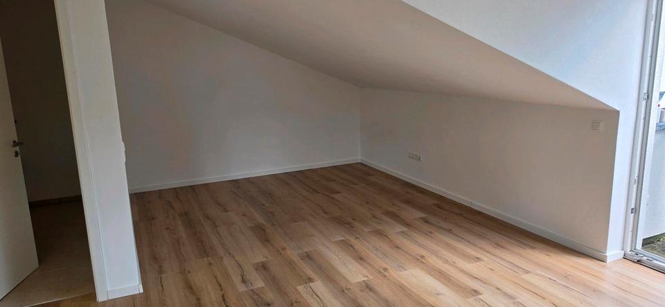 Dachgeschoßwohnung Munderkingen - 3 Zimmer, 80 m&sup2;, 850&euro; | Angebot:26032193