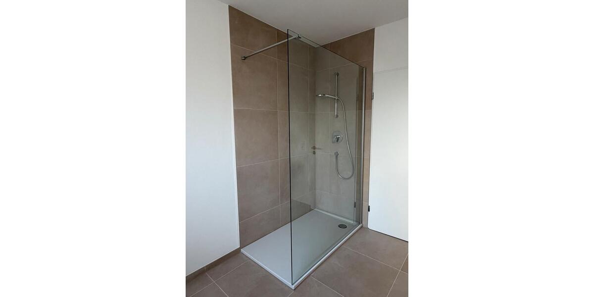 Etagenwohnung Essingen - 4 Zimmer, 92 m&sup2;, 1.250&euro; | Angebot:25298780