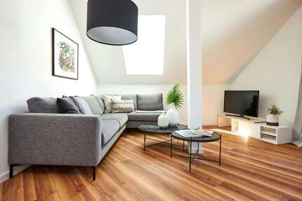 Wohnen auf Zeit in Düsseldorf 1.599 € 1 zimmer