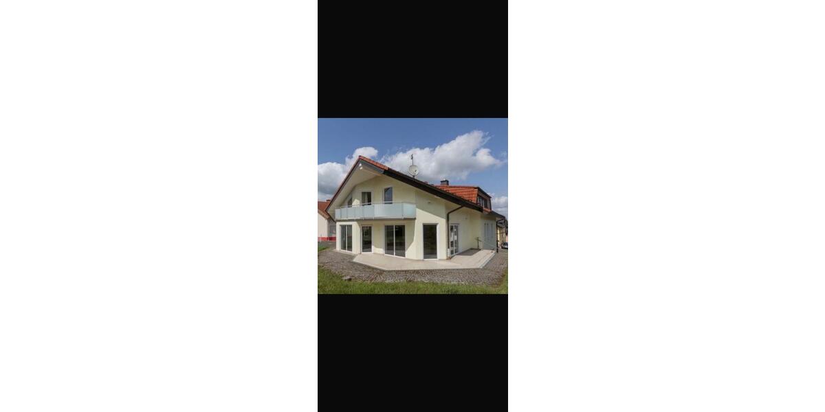 Dachgeschoßwohnung Buseck - 3 Zimmer, 100 m&sup2;, 1.200&euro; | Angebot:24995834