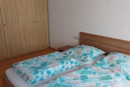 2-Zimmerwohnung mit Wlan, Tv, Küche, DuscheWC, Waschmaschine, Trockner, Parkplatz und Haustiere erlaubt zimmer