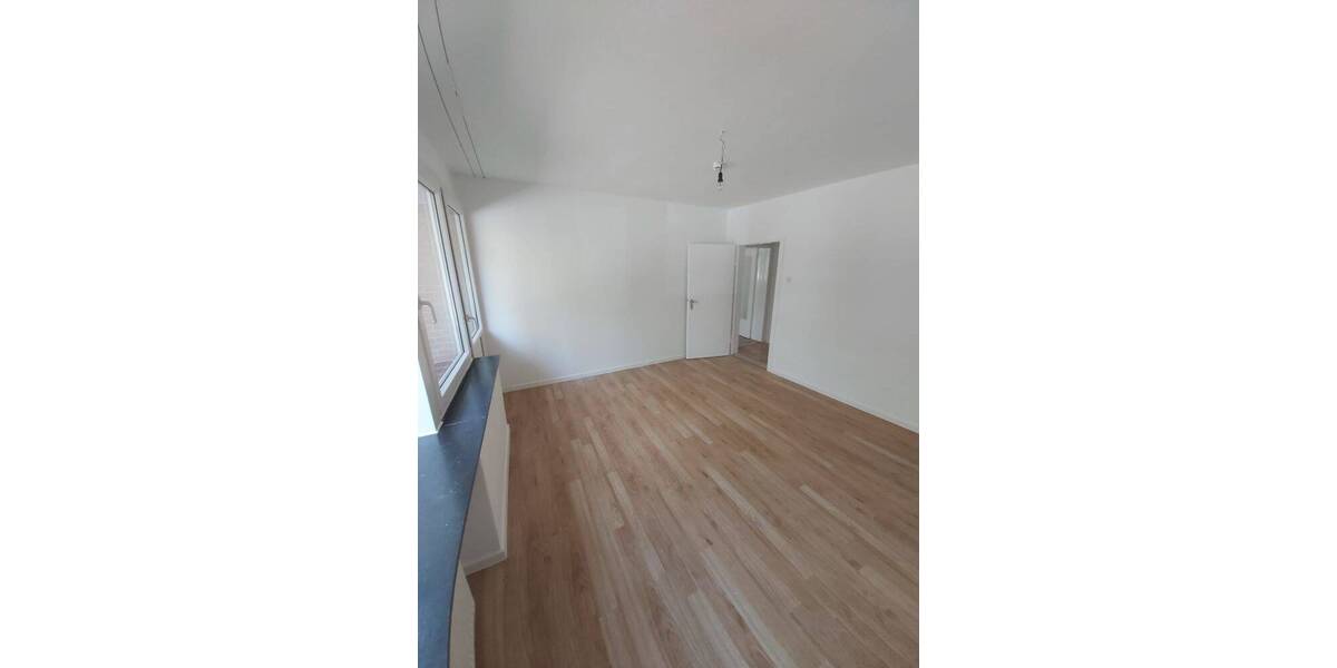 Etagenwohnung Wilhelmshaven Innenstadt - 2 Zimmer, 67 m&sup2;, 399&euro; | Angebot:25775004