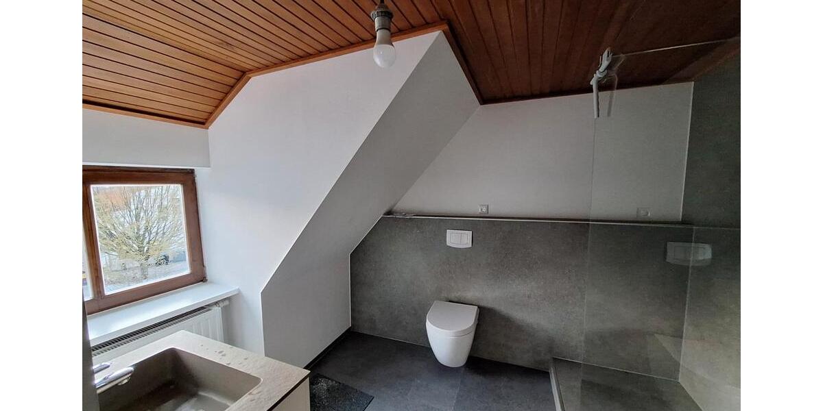 Dachgeschoßwohnung Hameln Kernstadt - 2.5 Zimmer, 70 m&sup2;, 630&euro; | Angebot:26038865