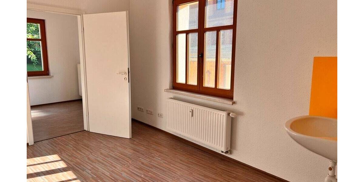 Gewerbeobjekt Netzschkau Dungersgrün - 6 Zimmer, 154 m&sup2;, 787&euro; | Angebot:25688629