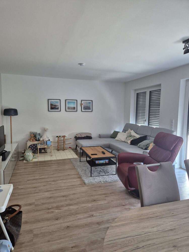 Wohnung zum Mieten in Würselen 990 € 90 m²