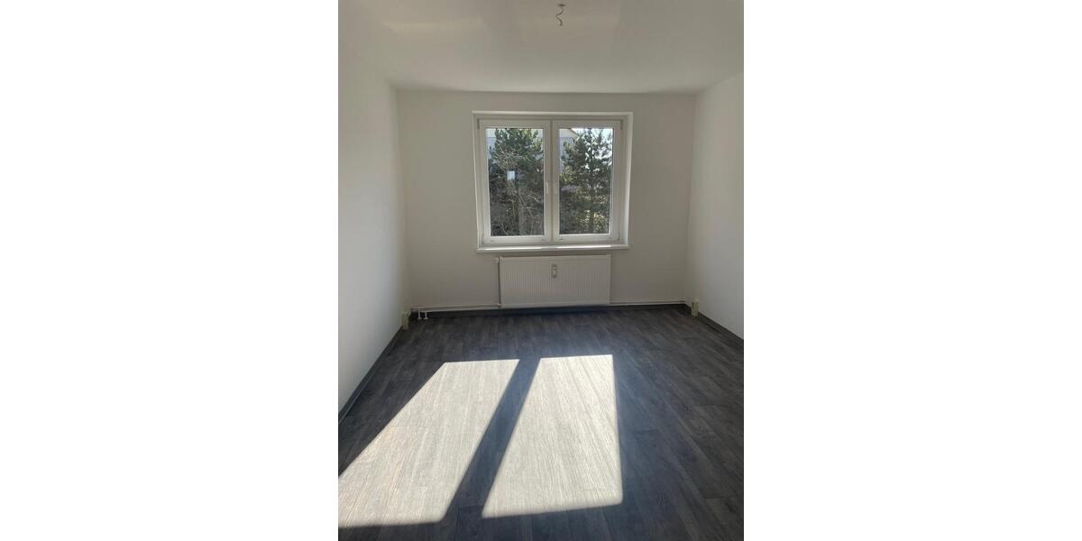 Etagenwohnung Kyritz - 4 Zimmer, 74 m&sup2;, 515&euro; | Angebot:25778654