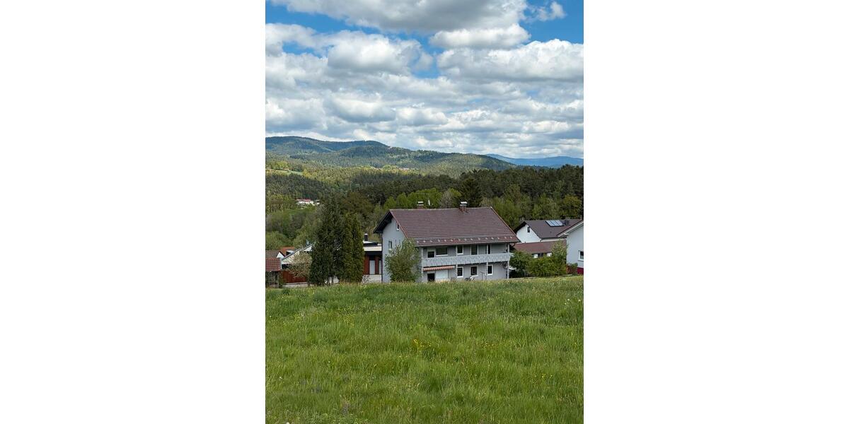 Einfamilienhaus Viechtach - 8 Zimmer, 170 m&sup2;, 1.600&euro; | Angebot:26509272