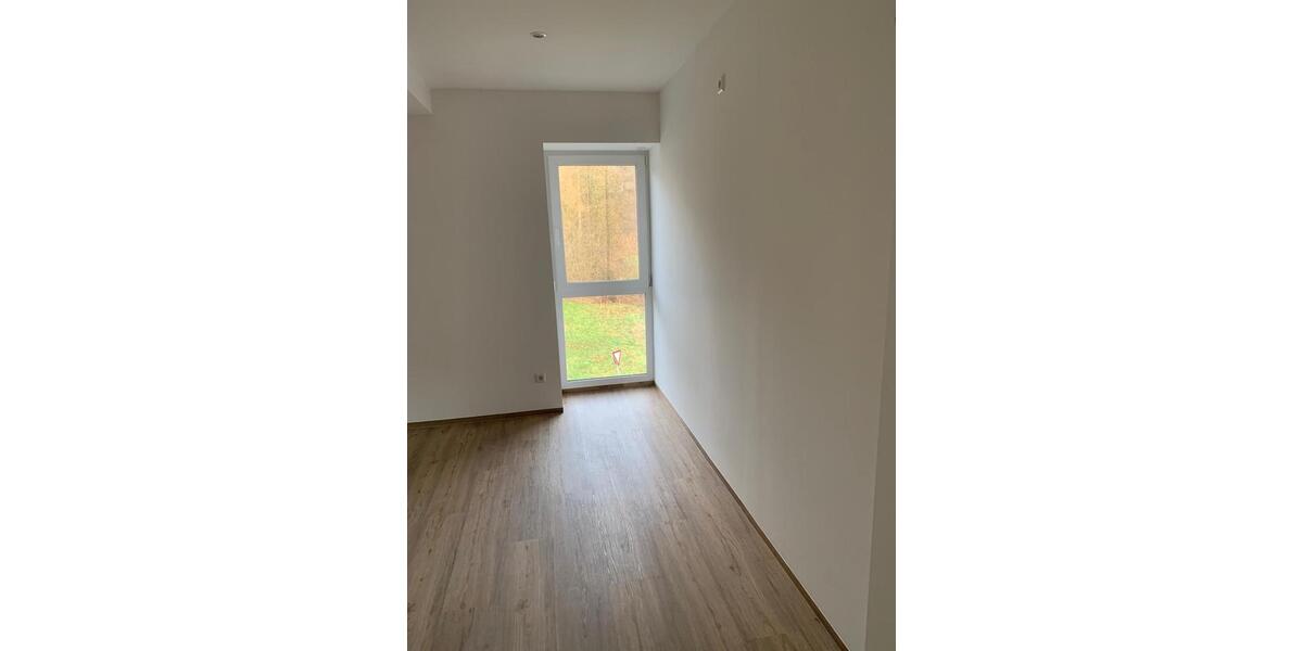 Dachgeschoßwohnung Gummersbach Berstig Süd - 4 Zimmer, 78 m&sup2;, 860&euro; | Angebot:26686425