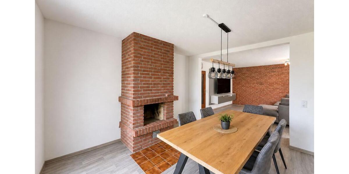 Einfamilienhaus Varel - 4 Zimmer, 121 m&sup2;, 1.200&euro; | Angebot:26481788