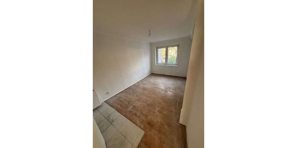 Etagenwohnung Duisburg Rheinhausen - 4 Zimmer, 116 m&sup2;, 720&euro; | Angebot:26107346