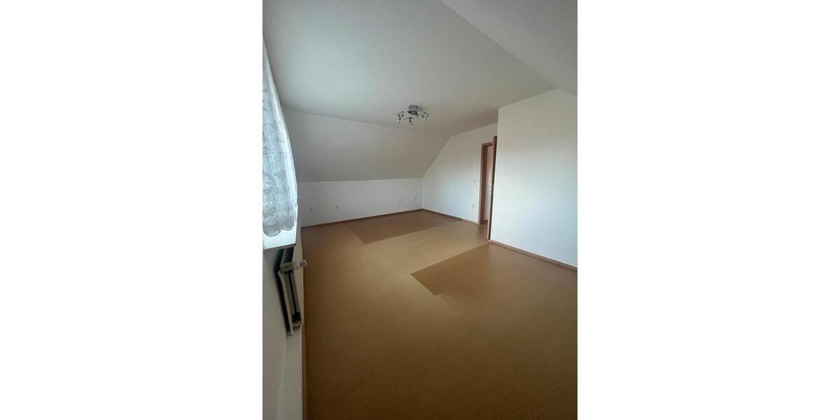 Dachgeschoßwohnung Lunden - 2 Zimmer, 48 m&sup2;, 500&euro; | Angebot:26606236