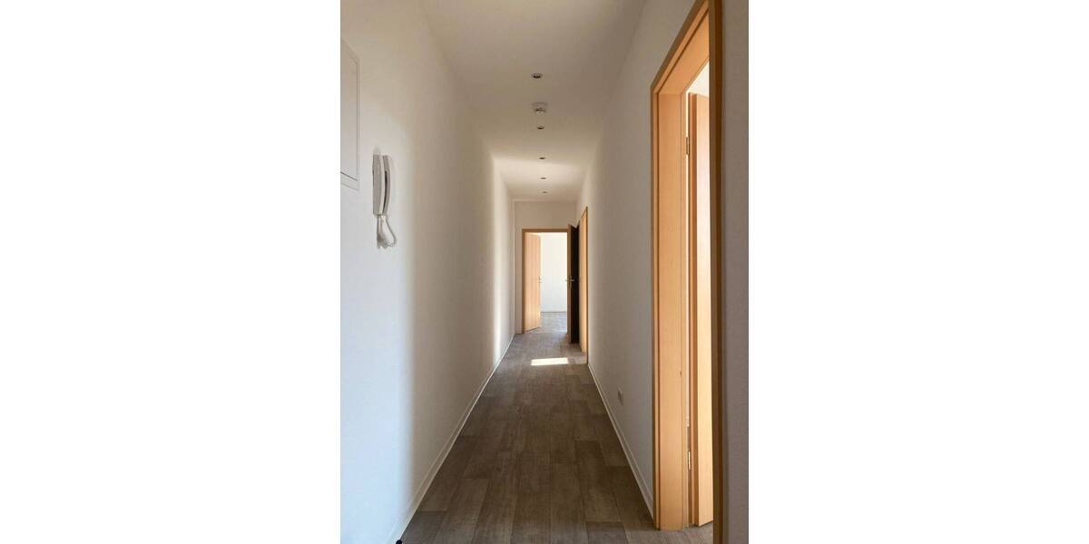 Etagenwohnung Döbeln - 2 Zimmer, 71 m&sup2;, 319&euro; | Angebot:26841874