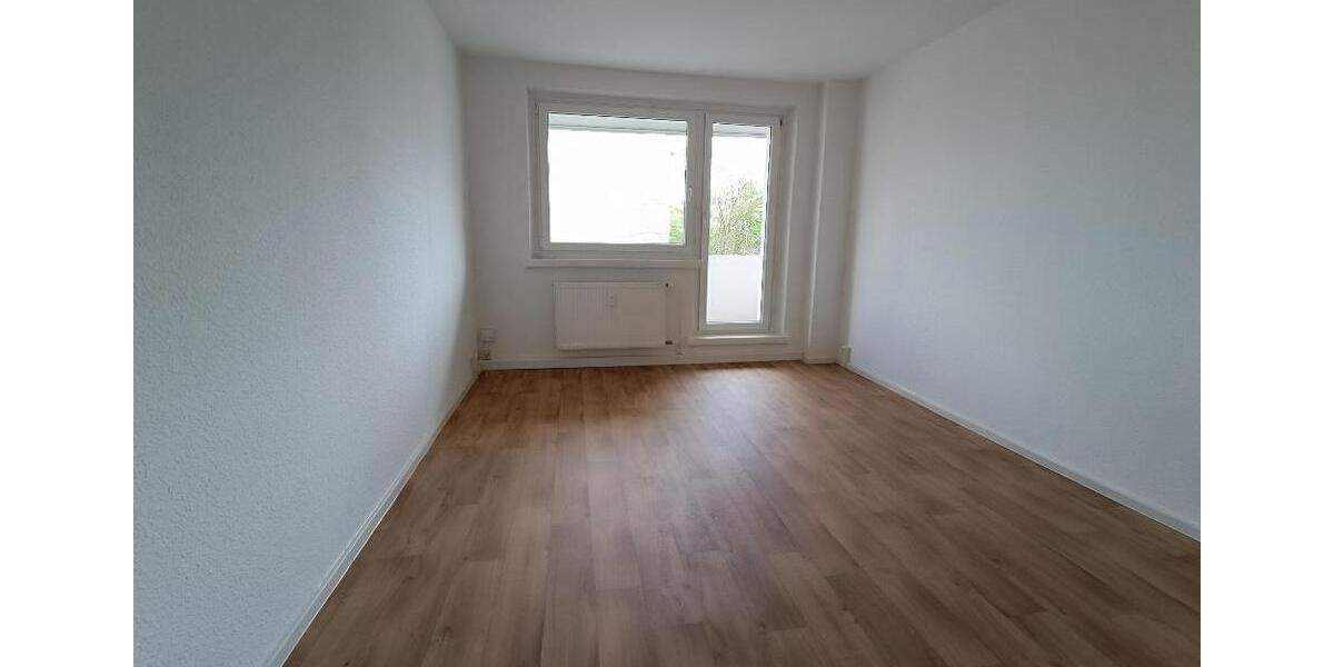 Etagenwohnung Bernburg (Saale) - 3 Zimmer, 61 m&sup2;, 379&euro; | Angebot:26345953