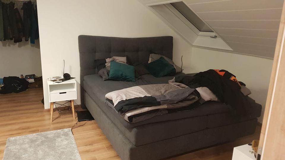 Dachgeschoßwohnung Schweinfurt Gartenstadt - 2 Zimmer, 110 m&sup2;, 960&euro; | Angebot:25960914