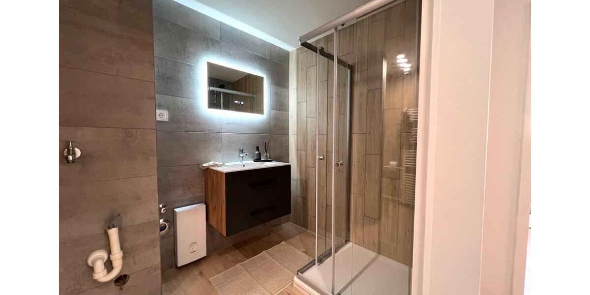 Etagenwohnung Saarbrücken West - 3 Zimmer, 76 m&sup2;, 800&euro; | Angebot:26042557