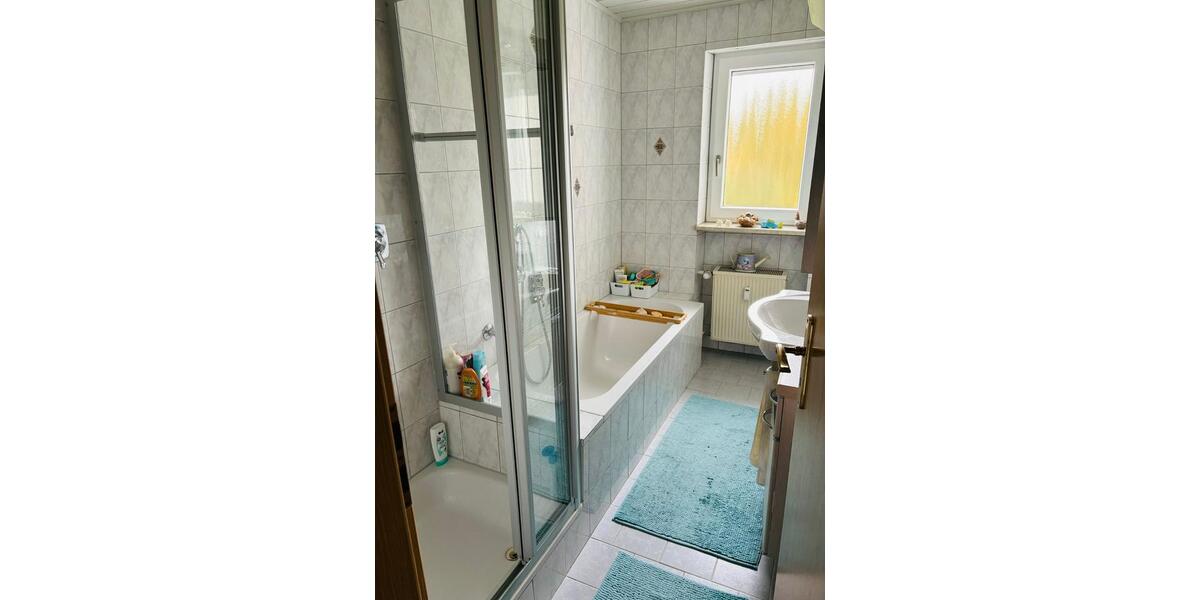 Etagenwohnung Marxheim - 4 Zimmer, 105 m&sup2;, 675&euro; | Angebot:26234740