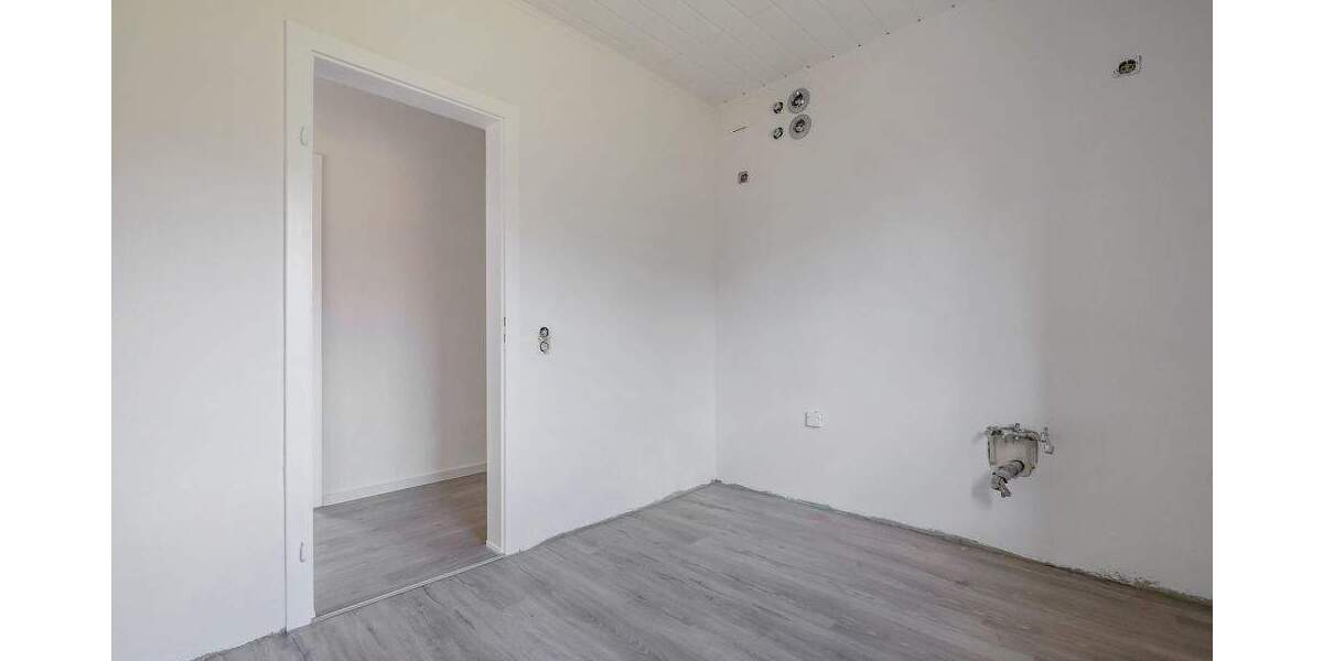 Etagenwohnung Neustadt Langburkersdorf - 3 Zimmer, 62 m&sup2;, 499&euro; | Angebot:25909014