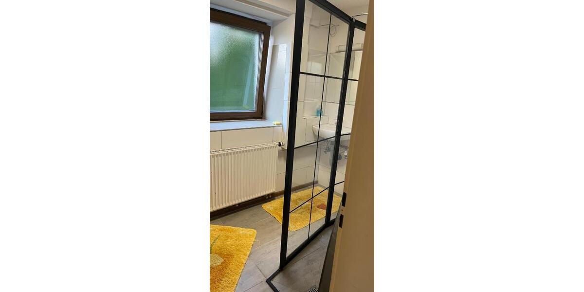 Wohnen auf Zeit Erbach - 5 Zimmer, 120 m&sup2;, 22&euro; | Angebot:25963245