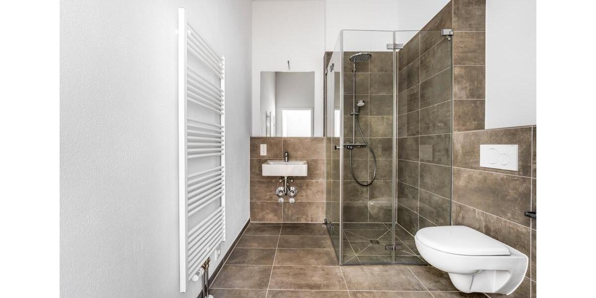 Dachgeschoßwohnung Berlin Spandau - 1 Zimmer, 66 m&sup2;, 2&euro; | Angebot:26546496