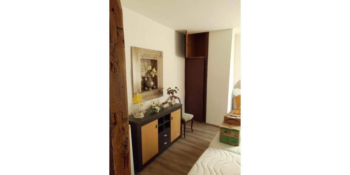 Etagenwohnung Stolzenau - 1 Zimmer, 33 m&sup2;, 330&euro; | Angebot:26423542