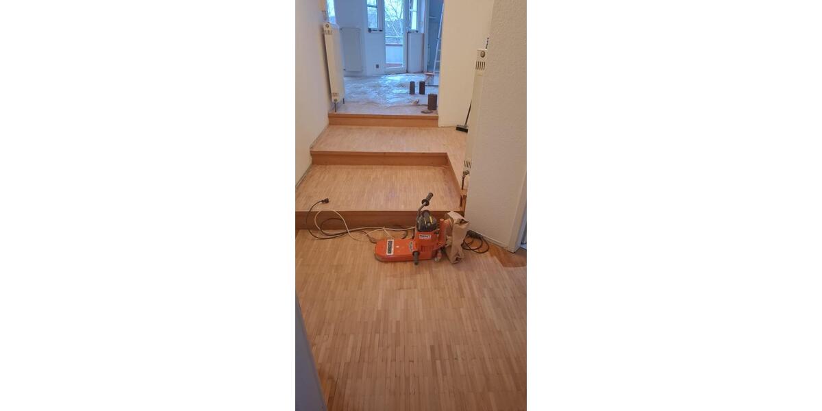 Ich biete eine charmante, lichtdurchflutete Maisonettewohnung in Kaiserslautern Mühlstrasse an. 3 zimmer