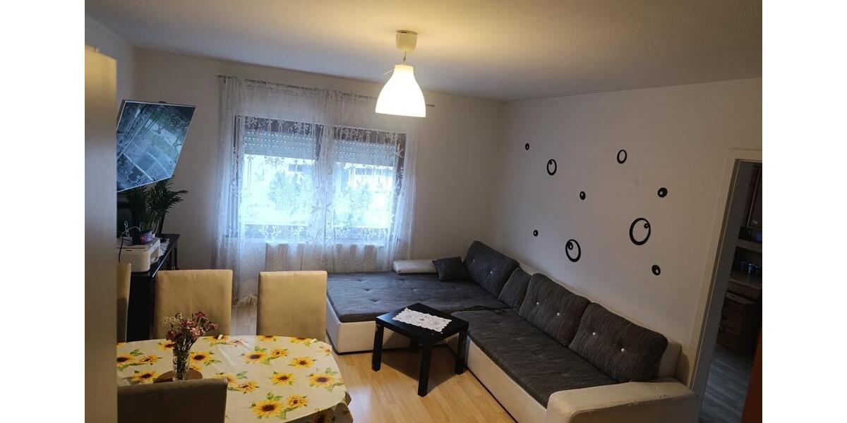 Ich miete dringend ein Dreizimmerwohnung 3 zimmer