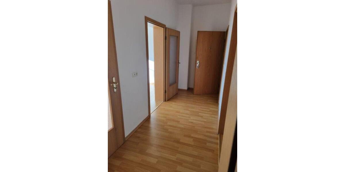 Etagenwohnung Strehla - 2 Zimmer, 55 m&sup2;, 290&euro; | Angebot:25646452