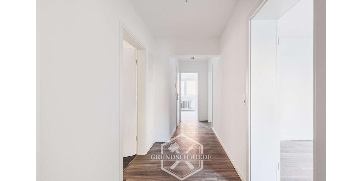 Erdgeschoßwohnung Stuttgart Zuffenhausen - 4 Zimmer, 101 m&sup2;, 1.818&euro; | Angebot:26279943