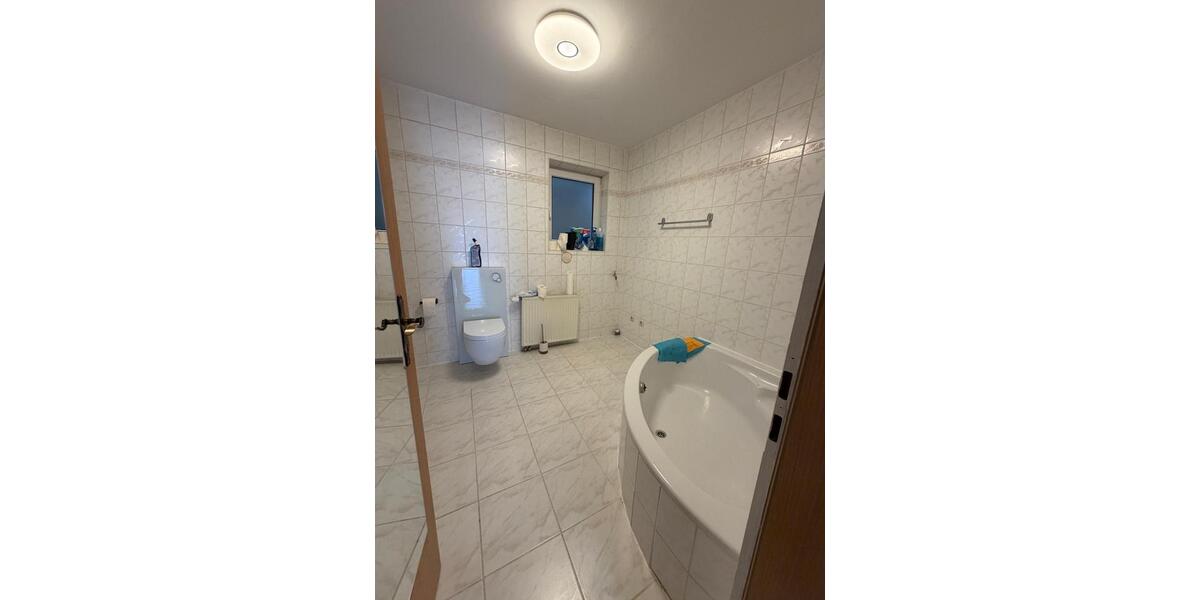 Etagenwohnung Siegen Eiserfeld - 3 Zimmer, 97 m&sup2;, 970&euro; | Angebot:25791804