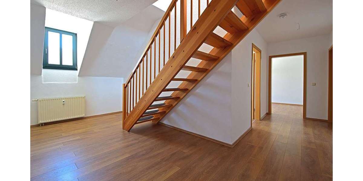 Etagenwohnung Stollberg Hoheneck - 4 Zimmer, 93 m&sup2;, 560&euro; | Angebot:22025416