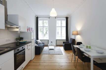 Wohnung zum Mieten in Berlin Kreuzberg 918 € 73.44 m² 4 zimmer