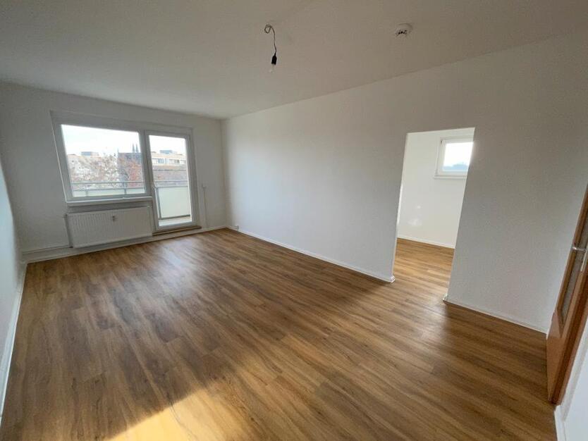 Hier lässt es sich Wohnen! Helle 2-Zimmer-Wohnung mit Balkon! zimmer