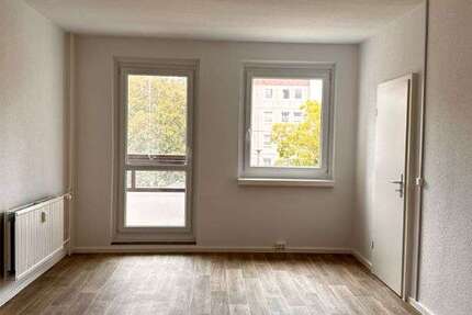 Wohnung Dessau-Roßlau Roßlau - 1 Zimmer, 36 m&sup2;, 365&euro; | Angebot:27235005