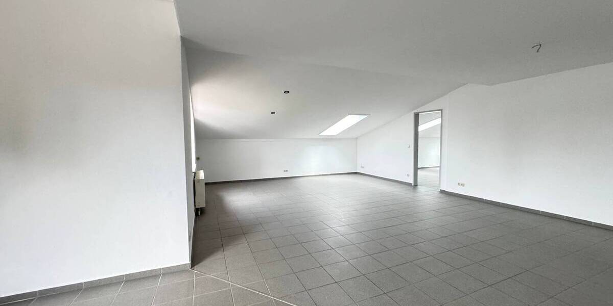 Gewerbeobjekt Georgensgmünd - 3 Zimmer, 94 m&sup2;, 944&euro; | Angebot:23059333