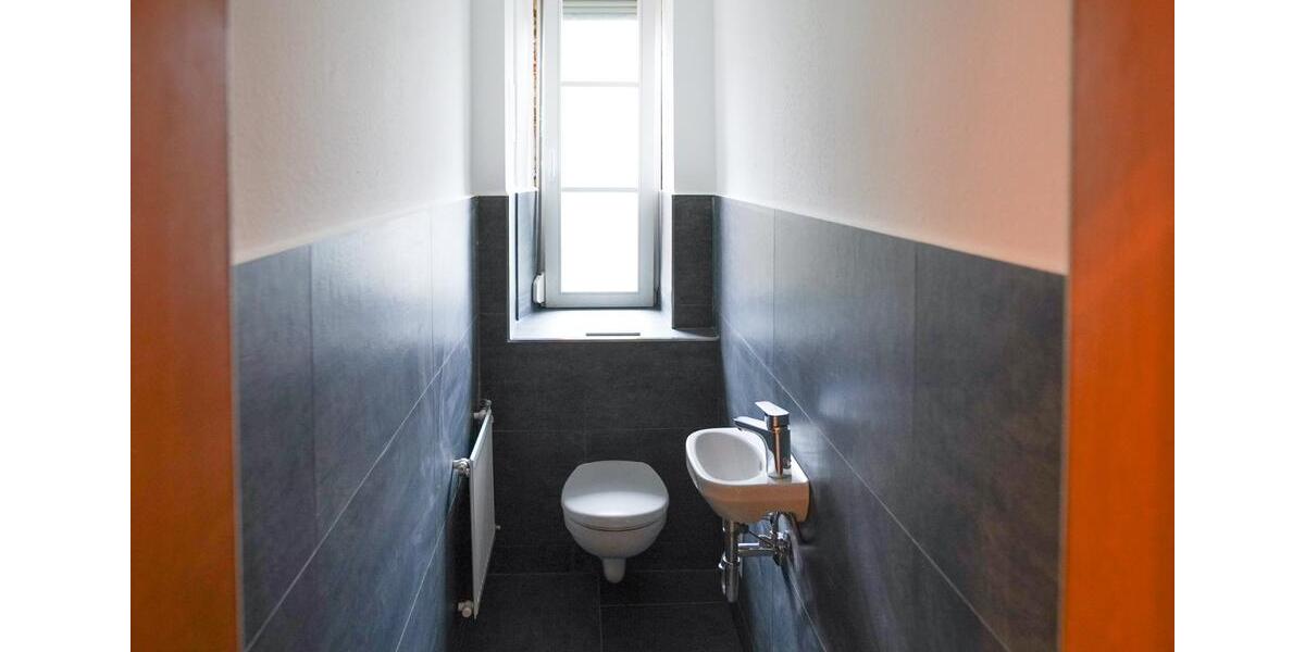 Etagenwohnung Hammelburg - 5 Zimmer, 133 m&sup2;, 900&euro; | Angebot:24480623