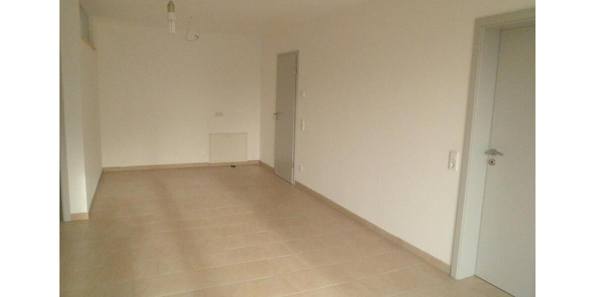 Erdgeschoßwohnung Bad König - 2 Zimmer, 64 m&sup2;, 575&euro; | Angebot:25104437