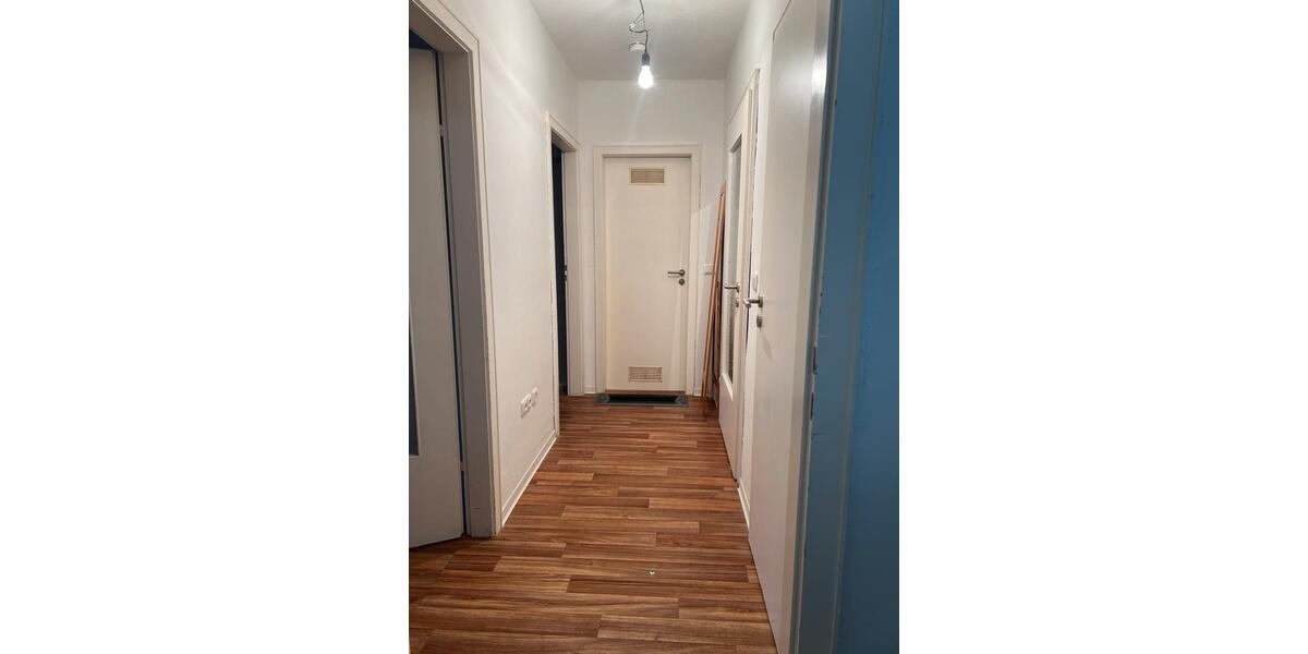 WG Zimmer ist verfügbar 2 zimmer