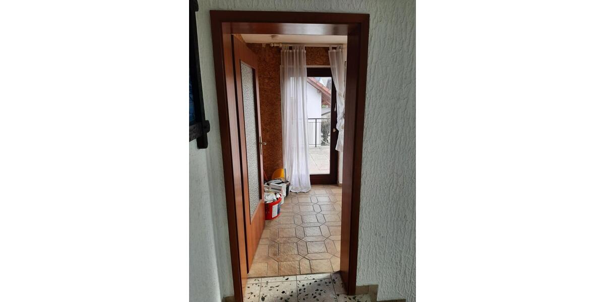 Etagenwohnung Lauf - 4 Zimmer, 95 m&sup2;, 1.000&euro; | Angebot:25885557