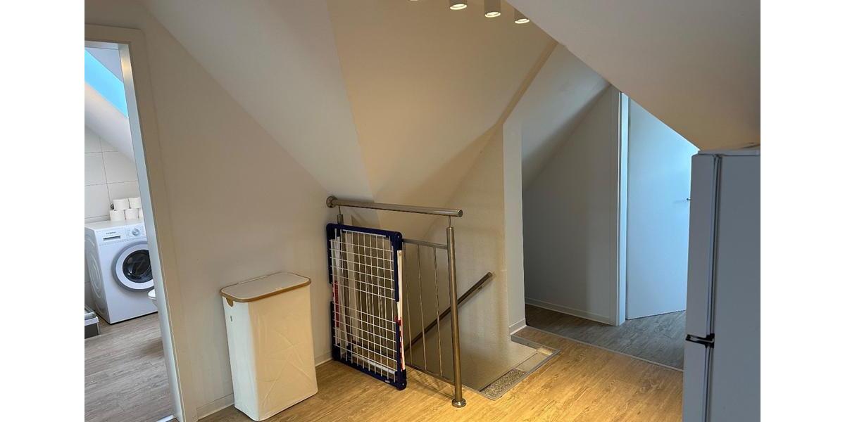 Wohnen auf Zeit Deizisau - 3 Zimmer, 75 m&sup2;, 2.100&euro; | Angebot:26216225