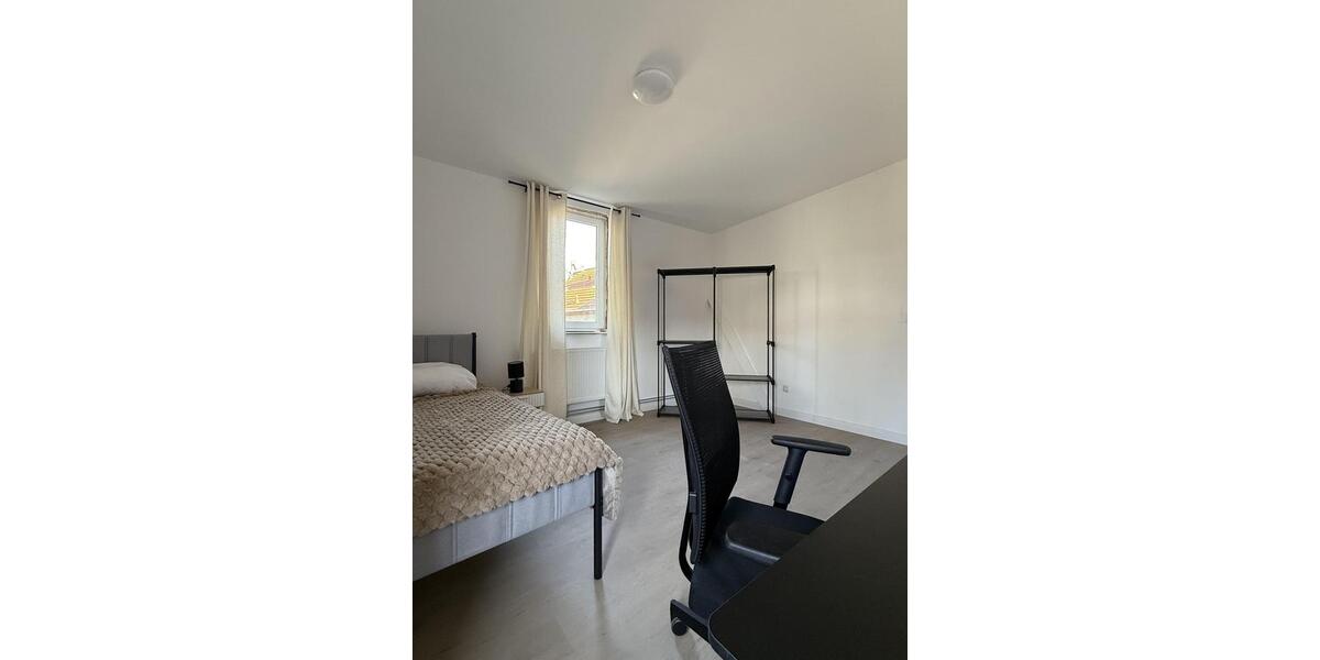 Wohnen auf Zeit Apolda - 1 Zimmer, 103 m&sup2;, 295&euro; | Angebot:25719031