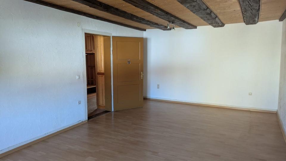Etagenwohnung Geisingen - 5.5 Zimmer, 192 m&sup2;, 1.000&euro; | Angebot:25375010