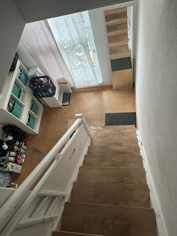 Gemütliche 3 - Zimmer - Dachgeschoßwohnung in Siegen-Eiserfeld
