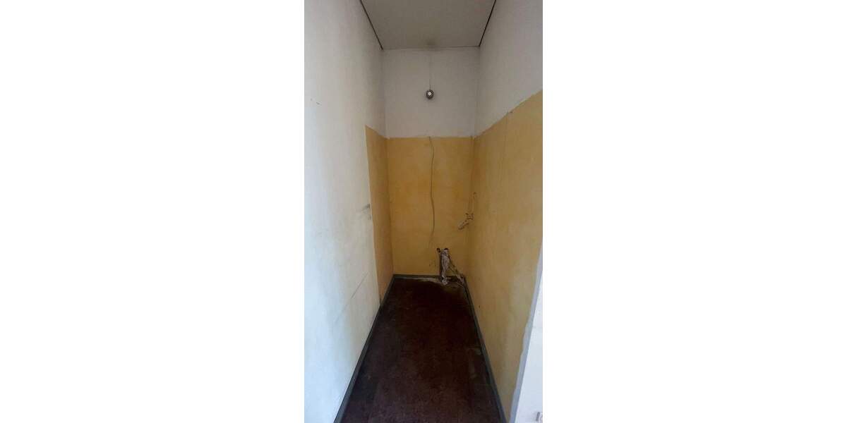 Gewerbeobjekt Schwerin Schelfstadt - 1 Zimmer, 73 m&sup2;, 600&euro; | Angebot:25779377