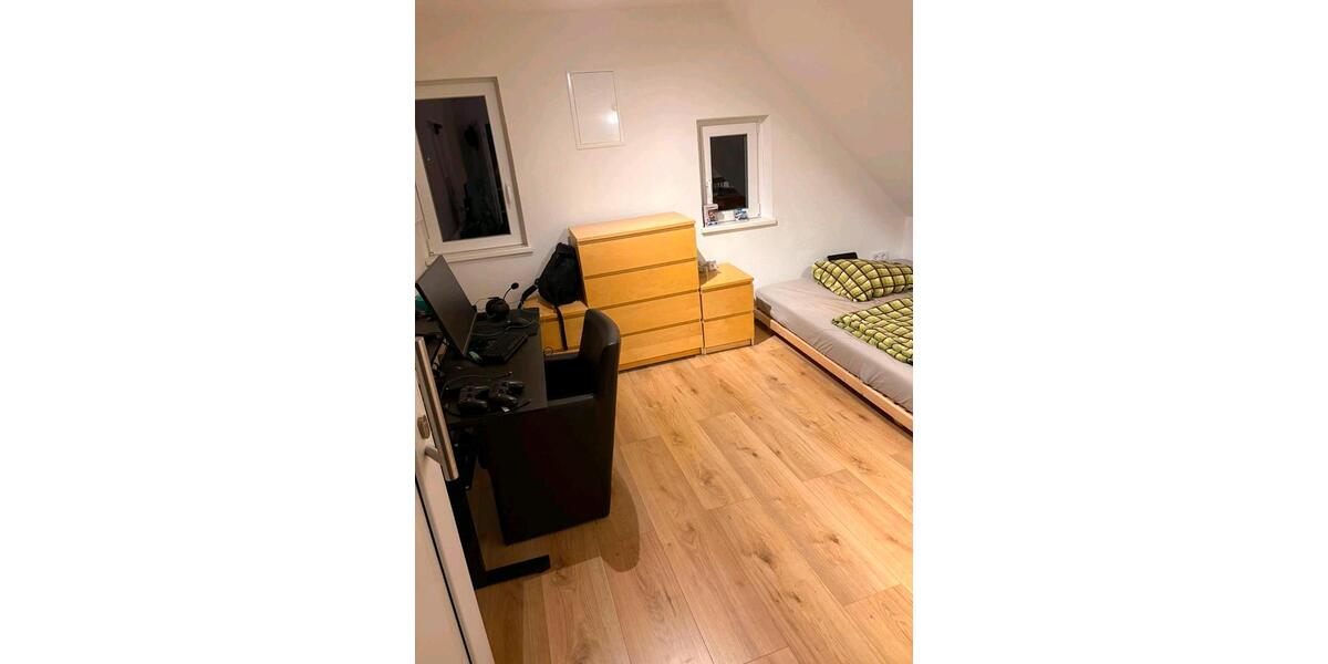 Dachgeschoßwohnung Nidda - 1 Zimmer, 23 m&sup2;, 430&euro; | Angebot:26640371
