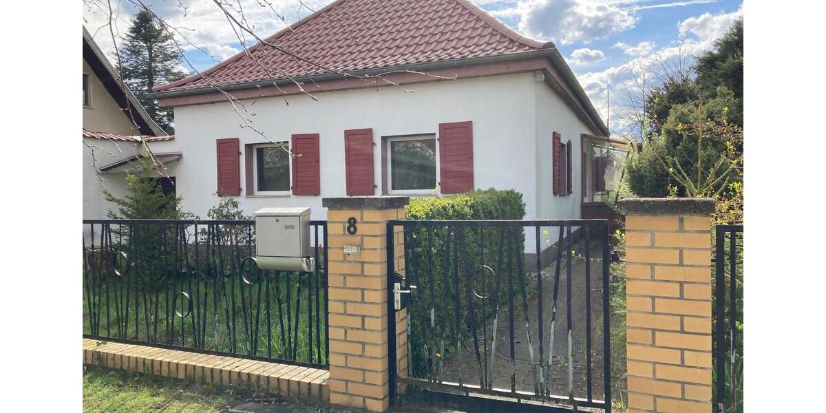 Einfamilienhaus Ahrensfelde - 4 Zimmer, 100 m&sup2;, 2.000&euro; | Angebot:26464742