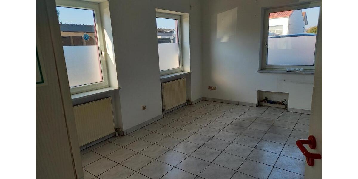 Gewerbeobjekt Wettstetten - 600&euro; | Angebot:26204783