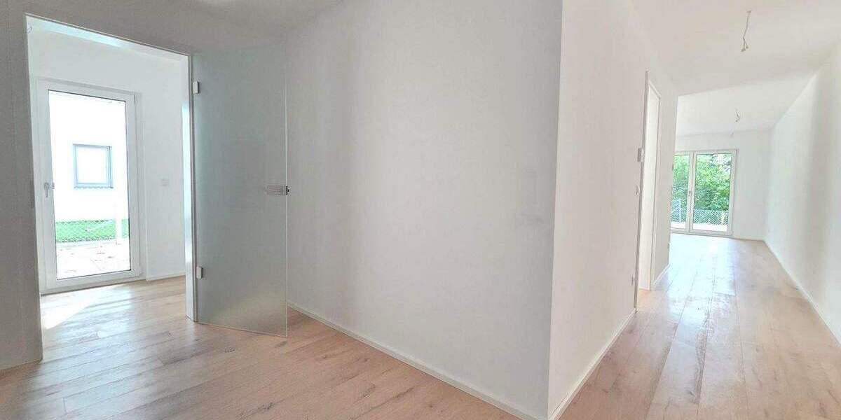 Terrassenwohnung Landshut Berg - 2 Zimmer, 84 m&sup2;, 1.340&euro; | Angebot:23883288